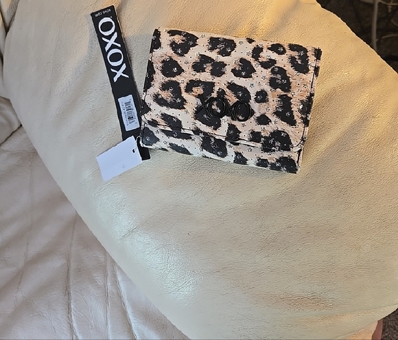 Oxo Leopard Patterned Wallet ✨️NEW✨️ - Picture 2 of 9